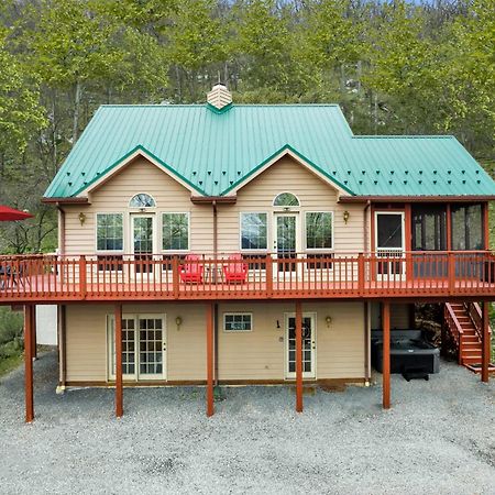Modern Retreat W Hot Tub, Deck & Resort Amenities Berkeley Springs Zewnętrze zdjęcie