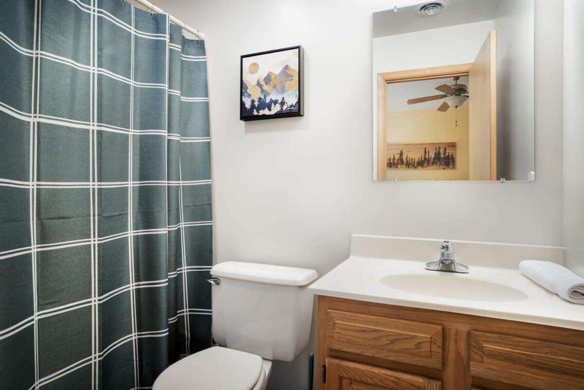 Modern Retreat W Hot Tub, Deck & Resort Amenities Berkeley Springs Zewnętrze zdjęcie