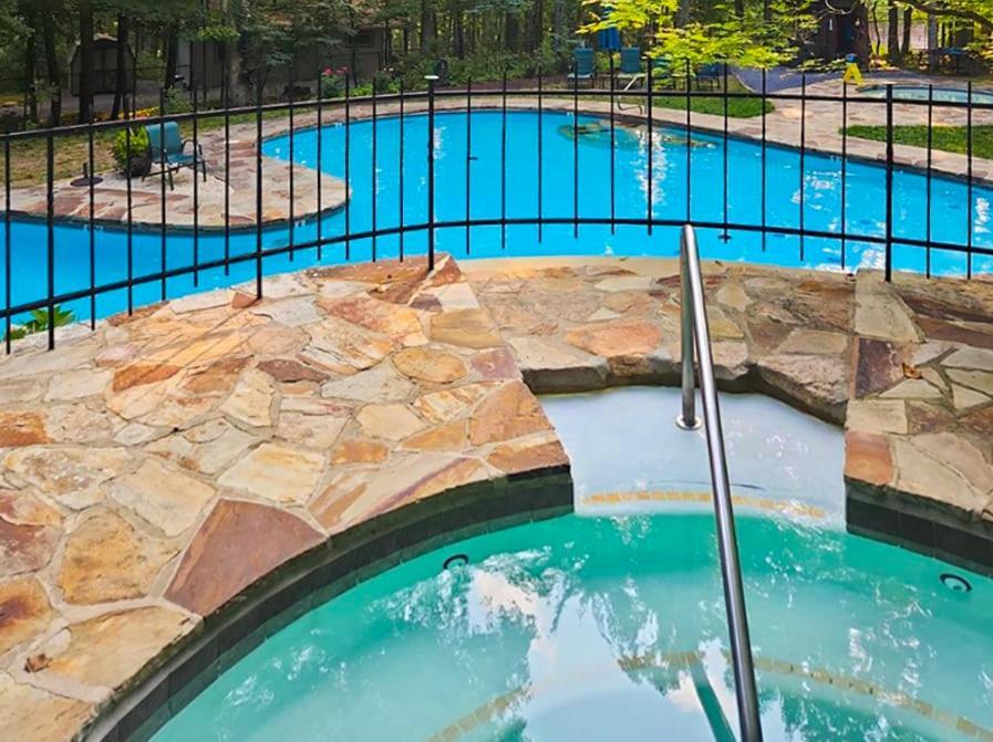 Modern Retreat W Hot Tub, Deck & Resort Amenities Berkeley Springs Zewnętrze zdjęcie
