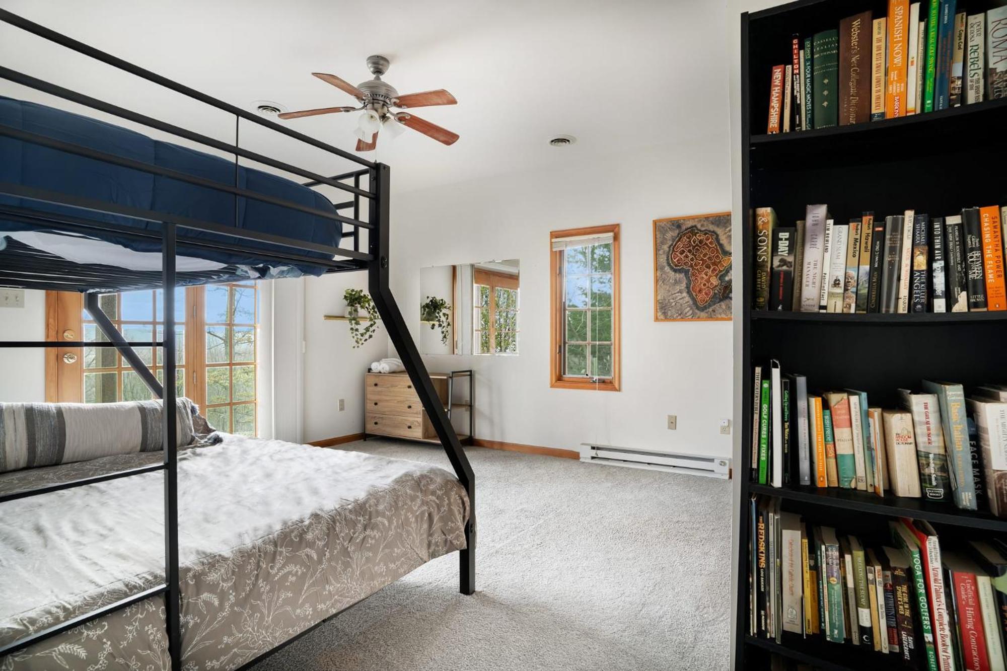 Modern Retreat W Hot Tub, Deck & Resort Amenities Berkeley Springs Zewnętrze zdjęcie