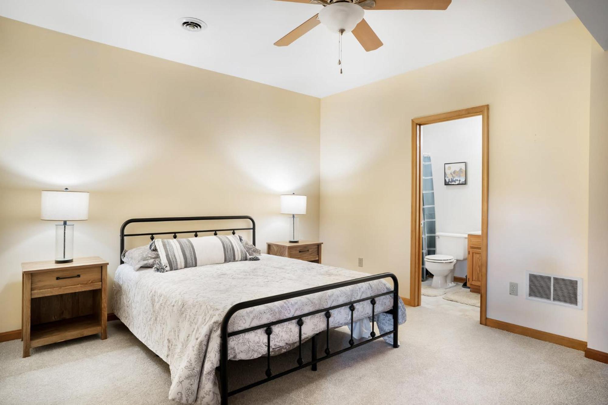 Modern Retreat W Hot Tub, Deck & Resort Amenities Berkeley Springs Zewnętrze zdjęcie